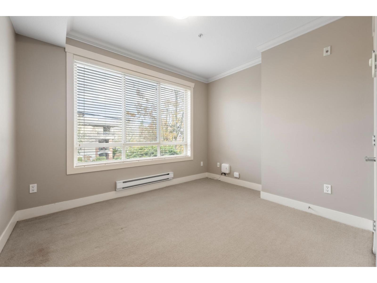 210 15368 17a Avenue, Surrey, British Columbia  V4A 1V3 - Photo 15 - R3087119