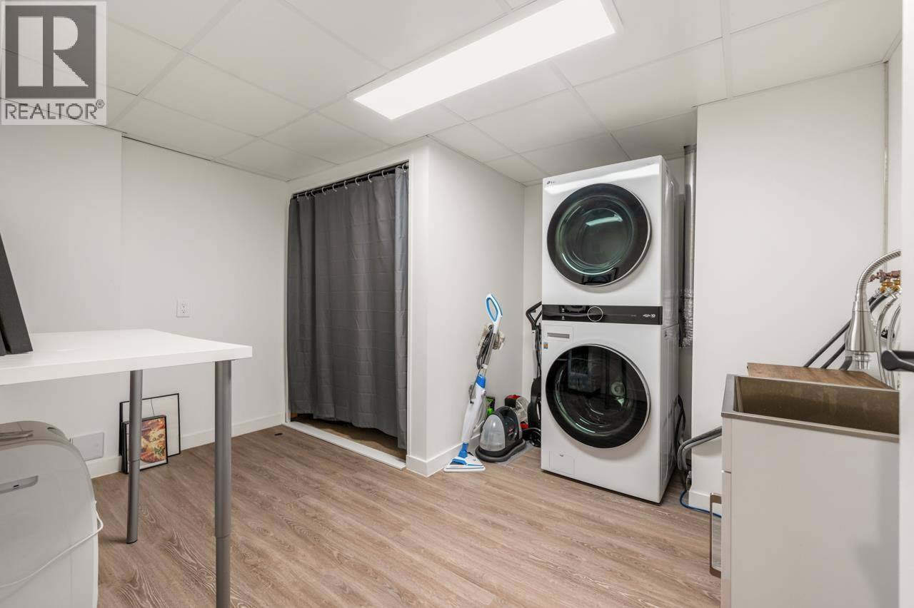 5655 White Pine Lane, North Vancouver, British Columbia  V7R 4S1 - Photo 30 - R3087573