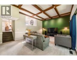 5655 WHITE PINE LANE, North Vancouver, British Columbia