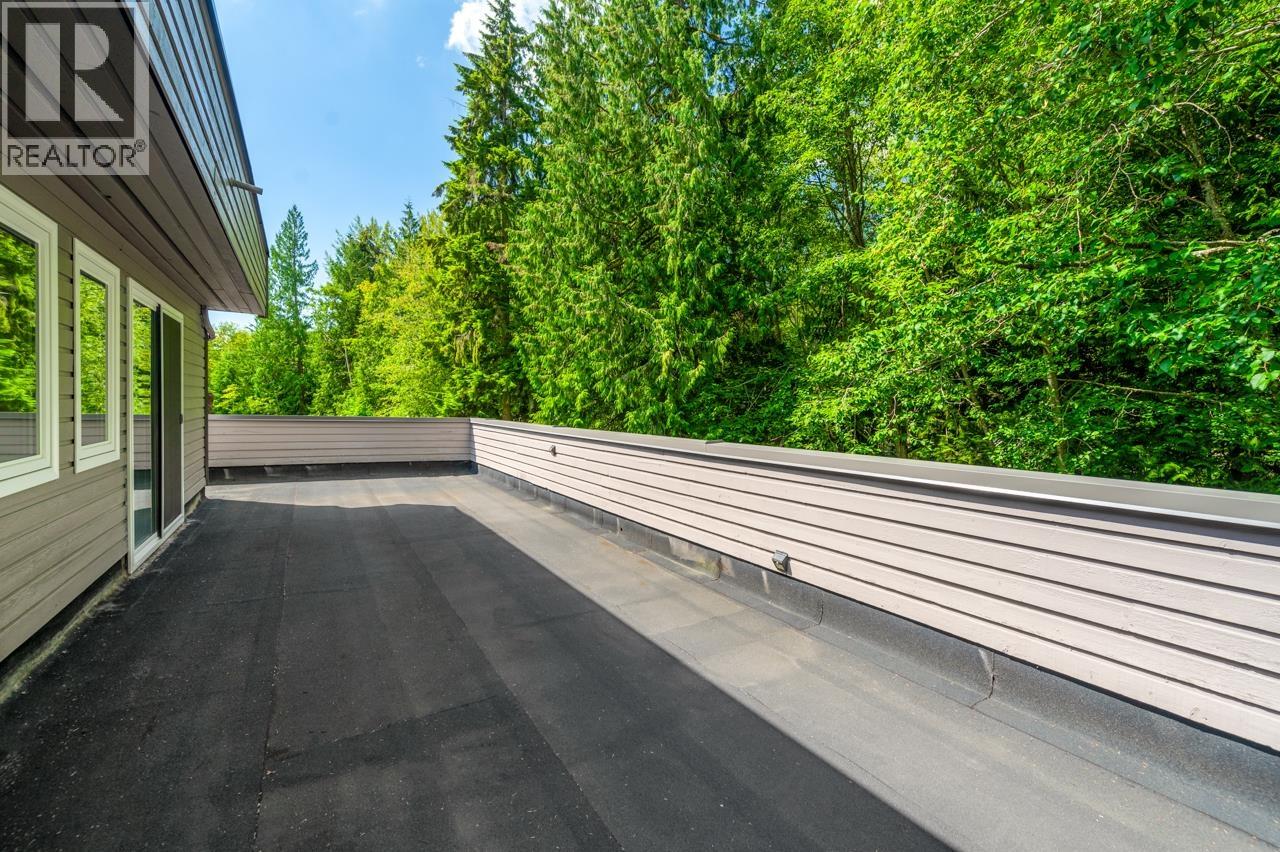 5655 White Pine Lane, North Vancouver, British Columbia  V7R 4S1 - Photo 18 - R3087573