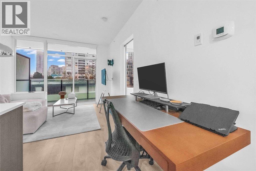 401 6463 Silver Avenue, Richmond, British Columbia  V5H 0K4 - Photo 3 - R3087659