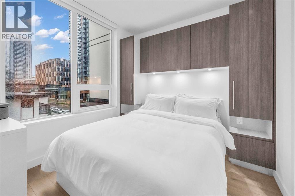 401 6463 Silver Avenue, Richmond, British Columbia  V5H 0K4 - Photo 9 - R3087659