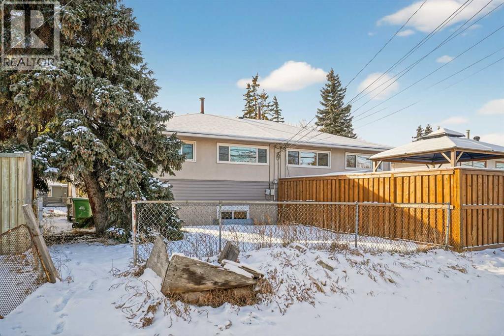 44 Winslow Crescent Sw, Calgary, Alberta  T3C 2R1 - Photo 32 - A2276396