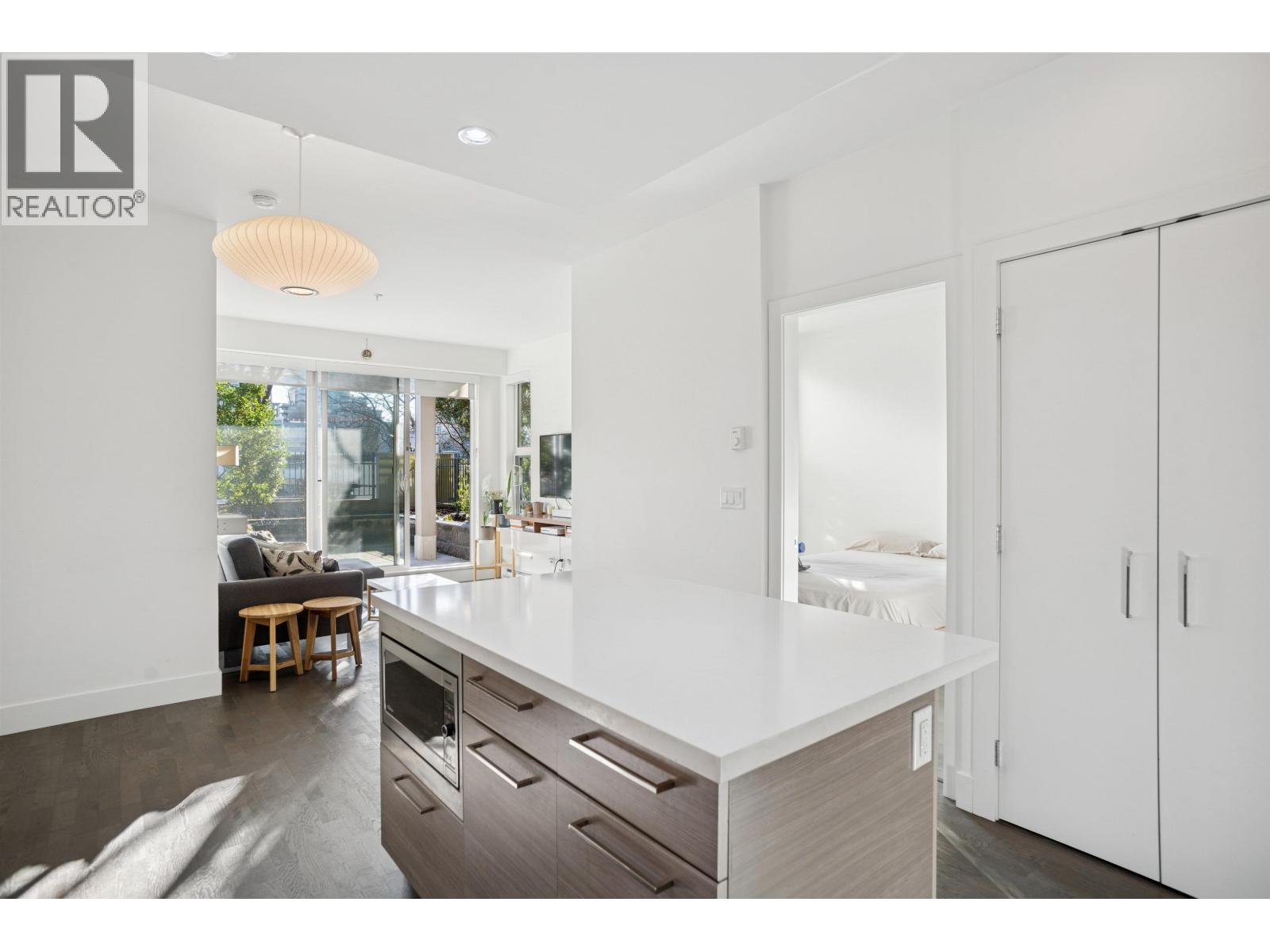 209 1628 W 4th Avenue, Vancouver, British Columbia  V6J 0G6 - Photo 10 - R3087661