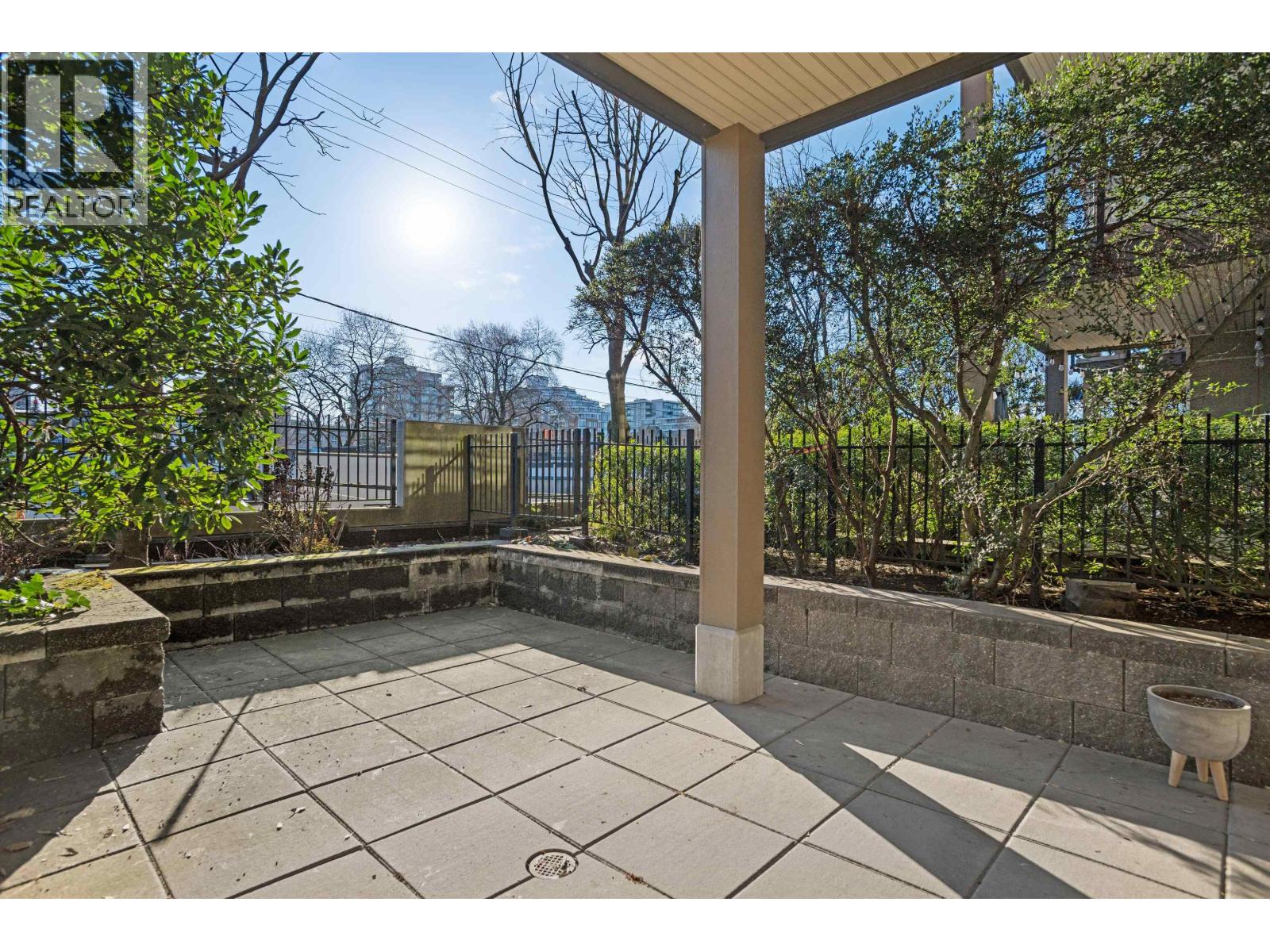 209 1628 W 4th Avenue, Vancouver, British Columbia  V6J 0G6 - Photo 18 - R3087661