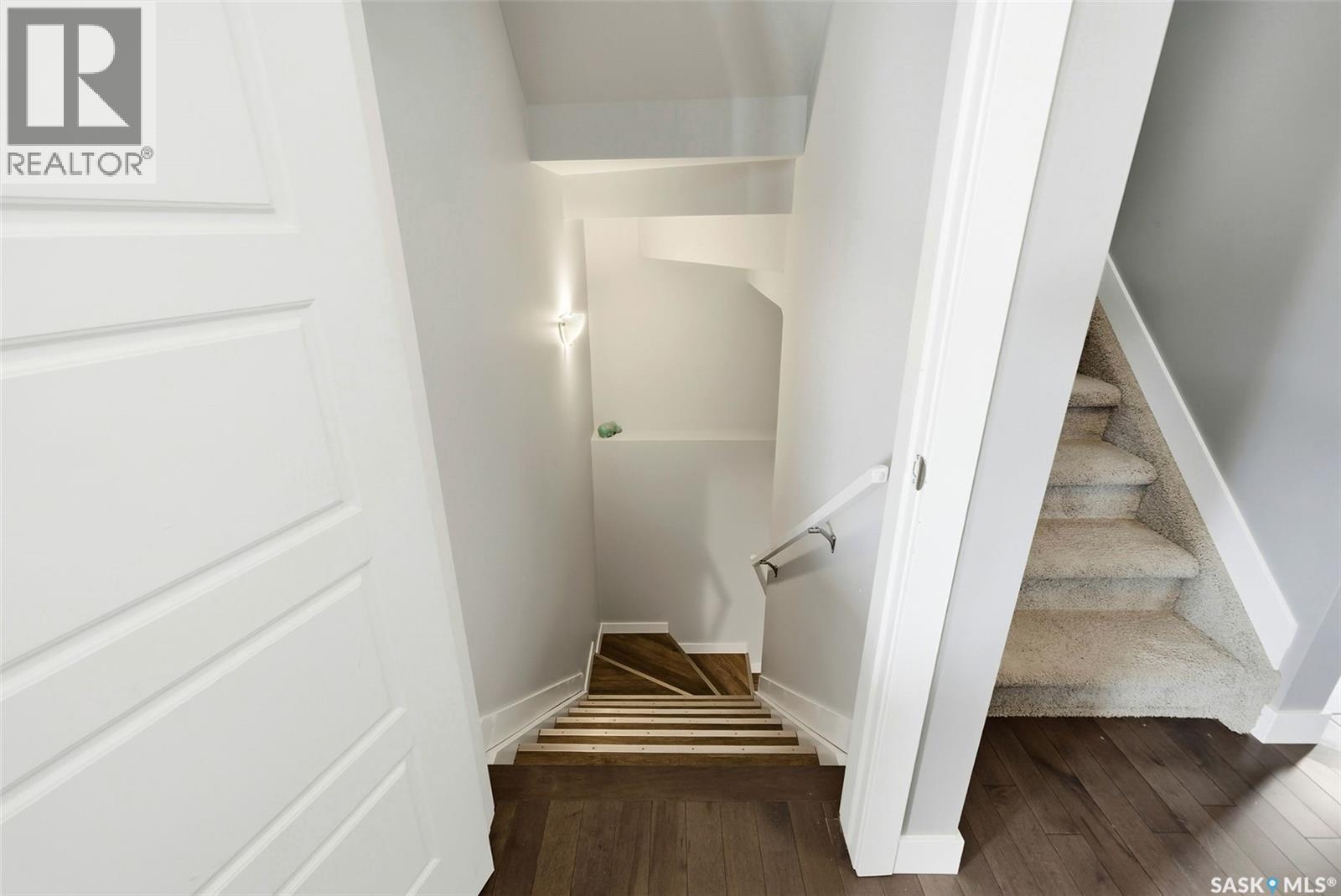 2813 Elgaard Drive, Regina, Saskatchewan  S4R 8J6 - Photo 29 - SK028025