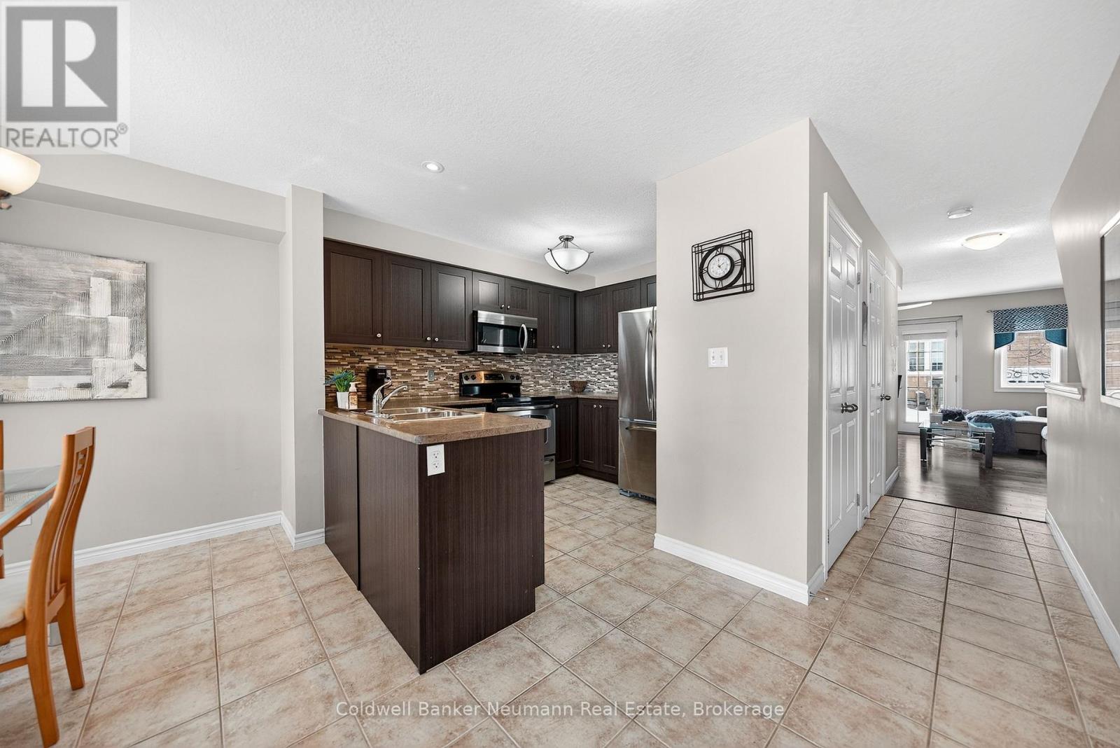 35a - 15 Carere Crescent, Guelph, Ontario  N1E 0K4 - Photo 7 - X12768304