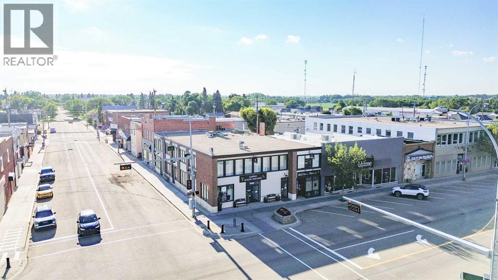 5002 50 Street, Stettler, Alberta  T4K 1K9 - Photo 2 - A2244776