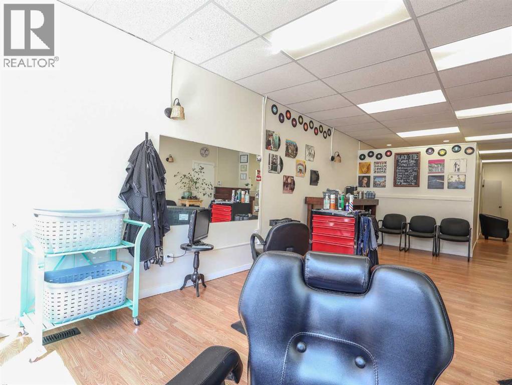 5002 50 Street, Stettler, Alberta  T4K 1K9 - Photo 38 - A2244776