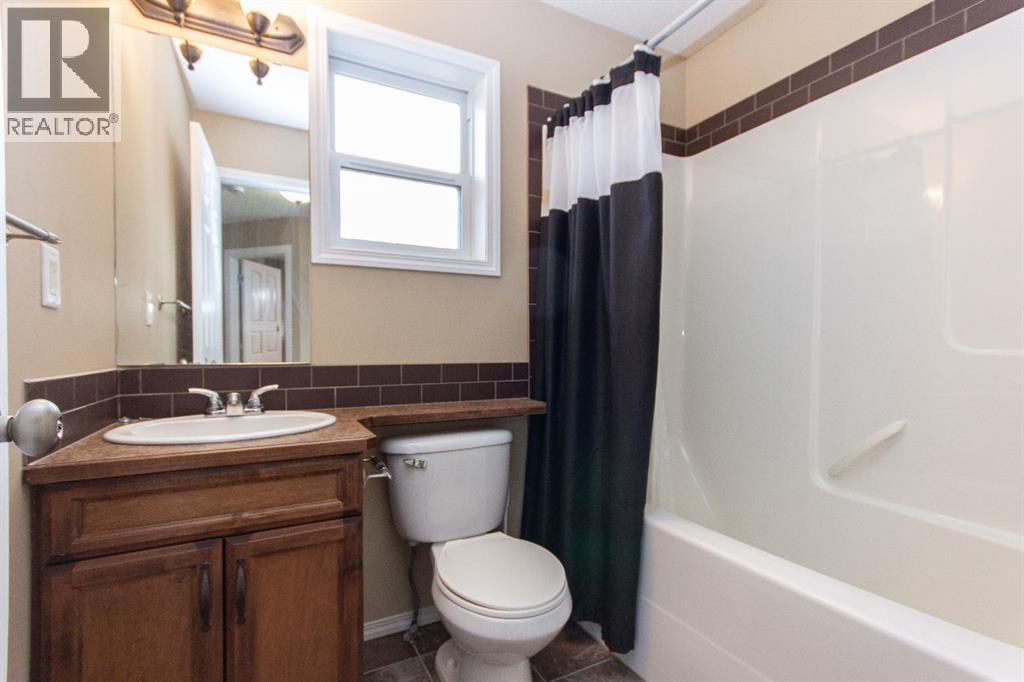 152 Oswald Close, Red Deer, Alberta  T4P 0C1 - Photo 22 - A2270109