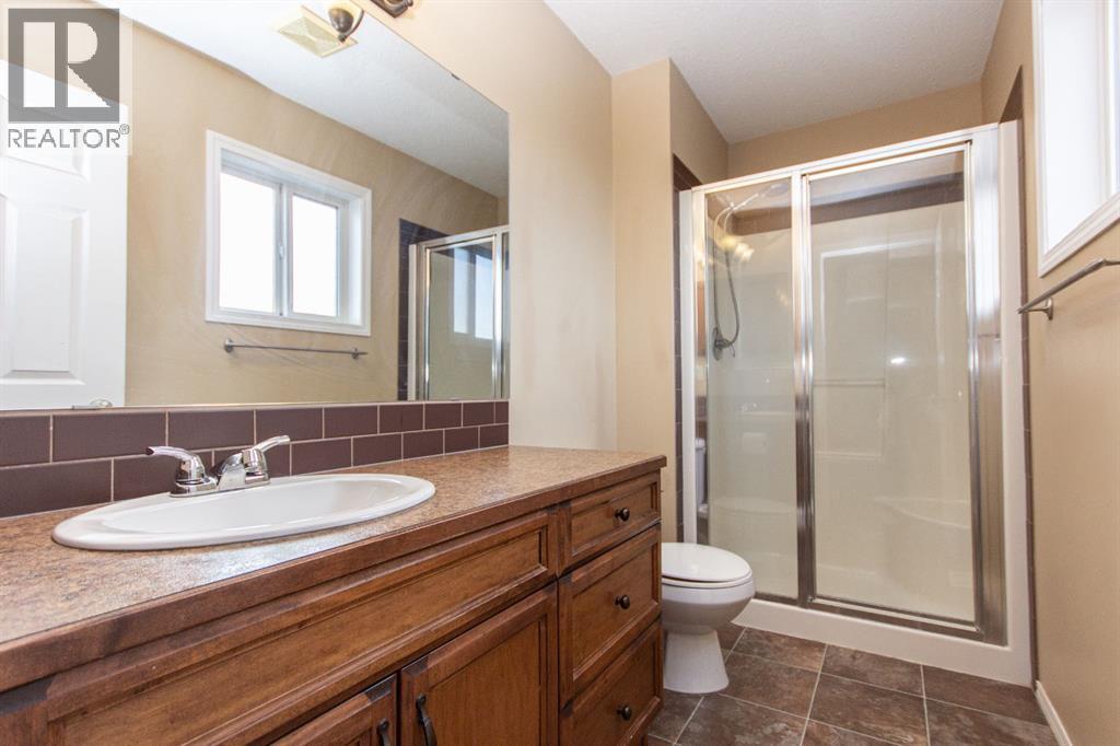 152 Oswald Close, Red Deer, Alberta  T4P 0C1 - Photo 25 - A2270109