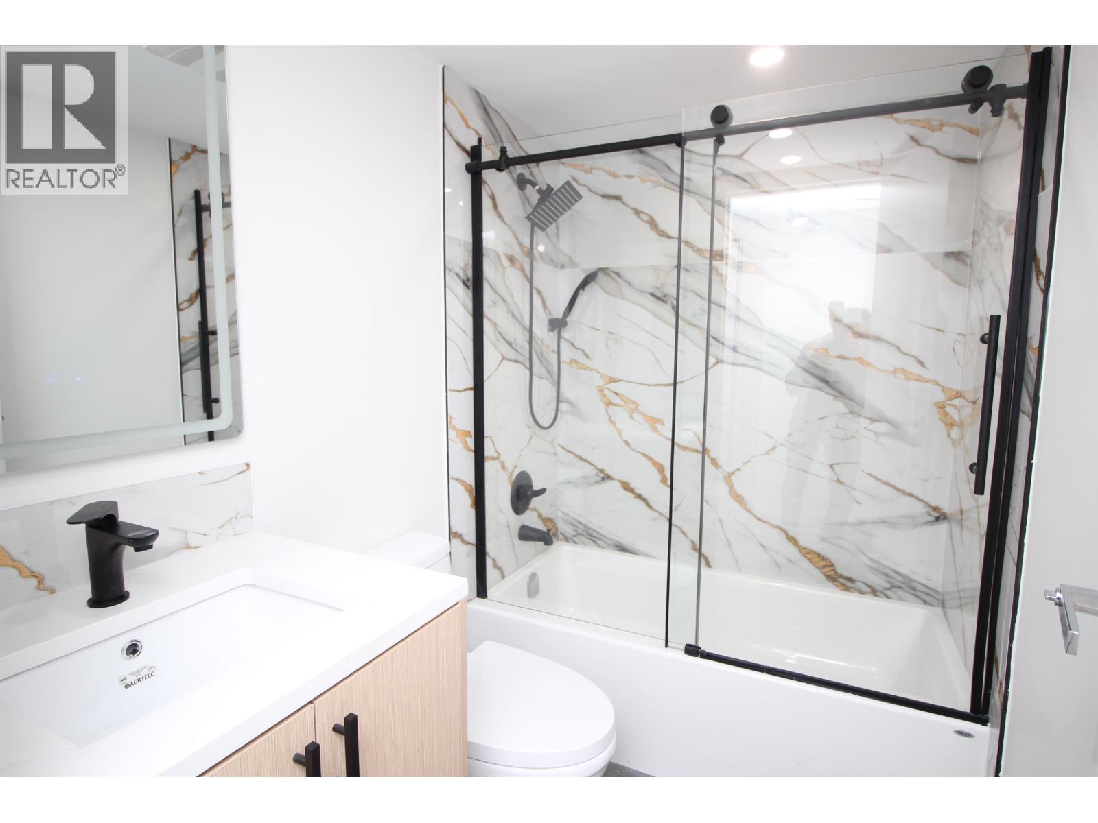 706 6595 Bonsor Avenue, Burnaby, British Columbia  V5H 4G5 - Photo 2 - R3071411