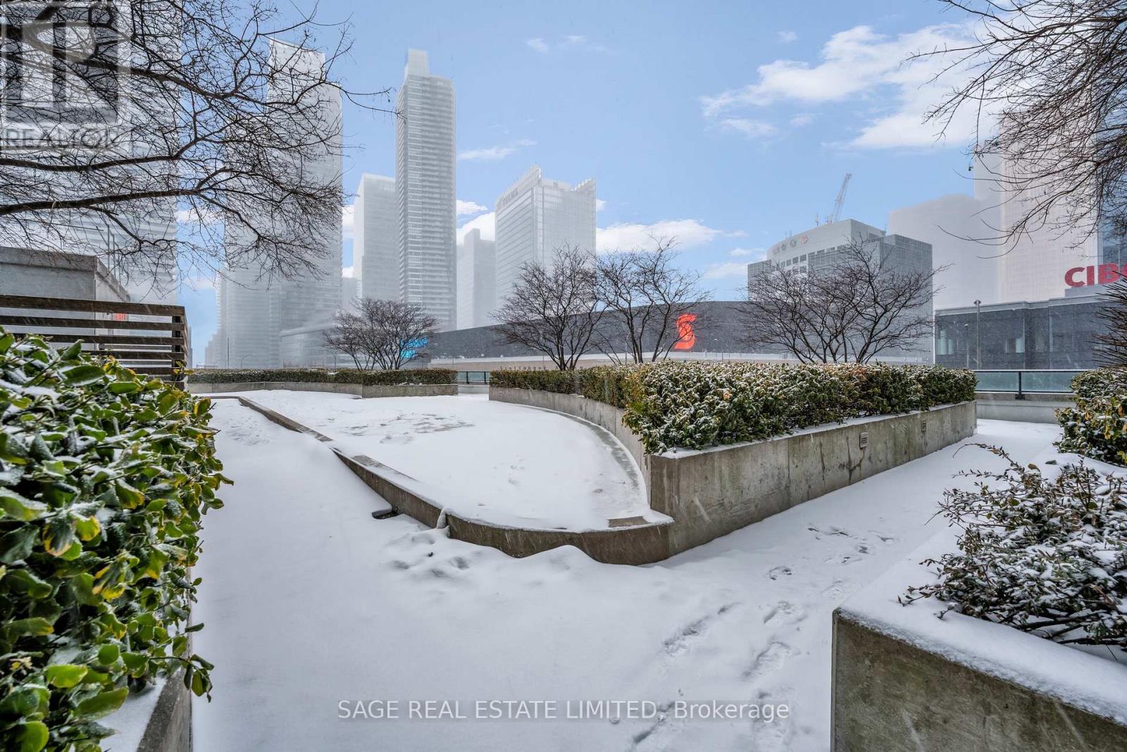 504 - 18 Harbour Street, Toronto, Ontario  M5J 2Z6 - Photo 24 - C12768312