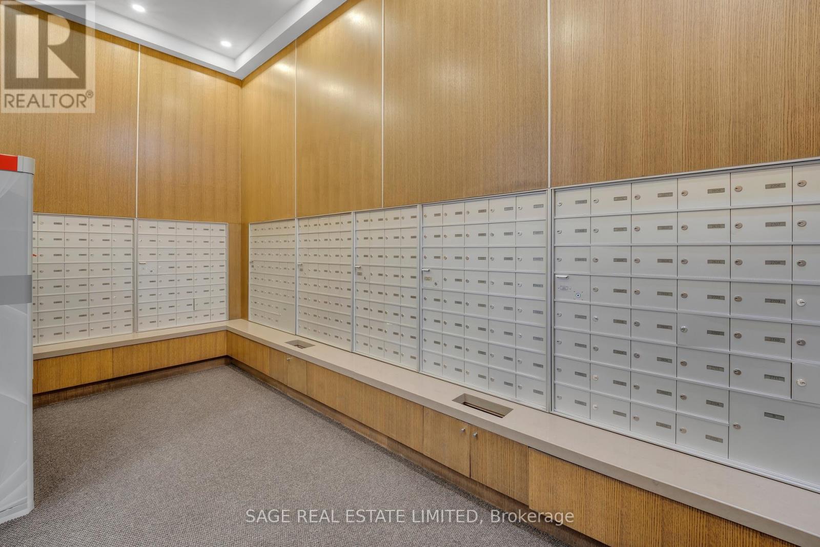 504 - 18 Harbour Street, Toronto, Ontario  M5J 2Z6 - Photo 29 - C12768312