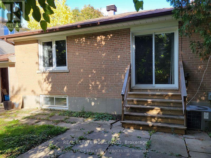 Main - 267 Homewood Avenue, Toronto (Newtonbrook West), Ontario  M2R 2N4 - Photo 2 - C12768314