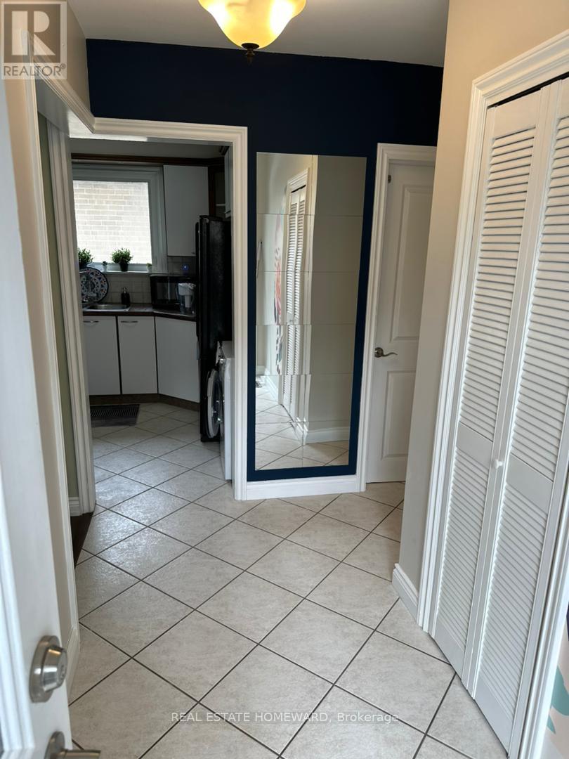 Main - 267 Homewood Avenue, Toronto (Newtonbrook West), Ontario  M2R 2N4 - Photo 7 - C12768314