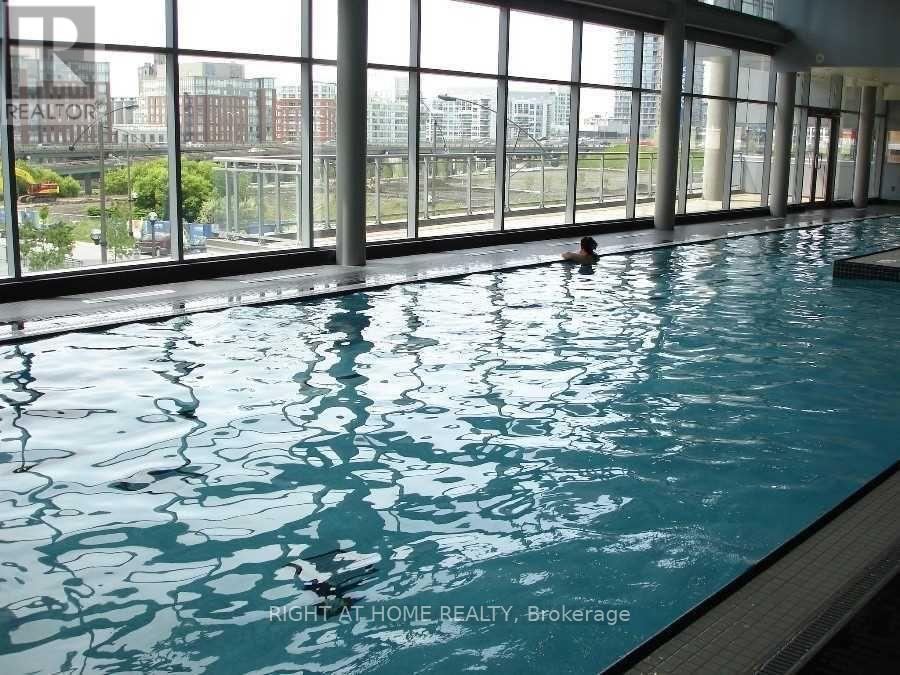 729 - 4k Spadina Avenue W, Toronto (Waterfront Communities), Ontario  M5V 3Y9 - Photo 15 - C12768322