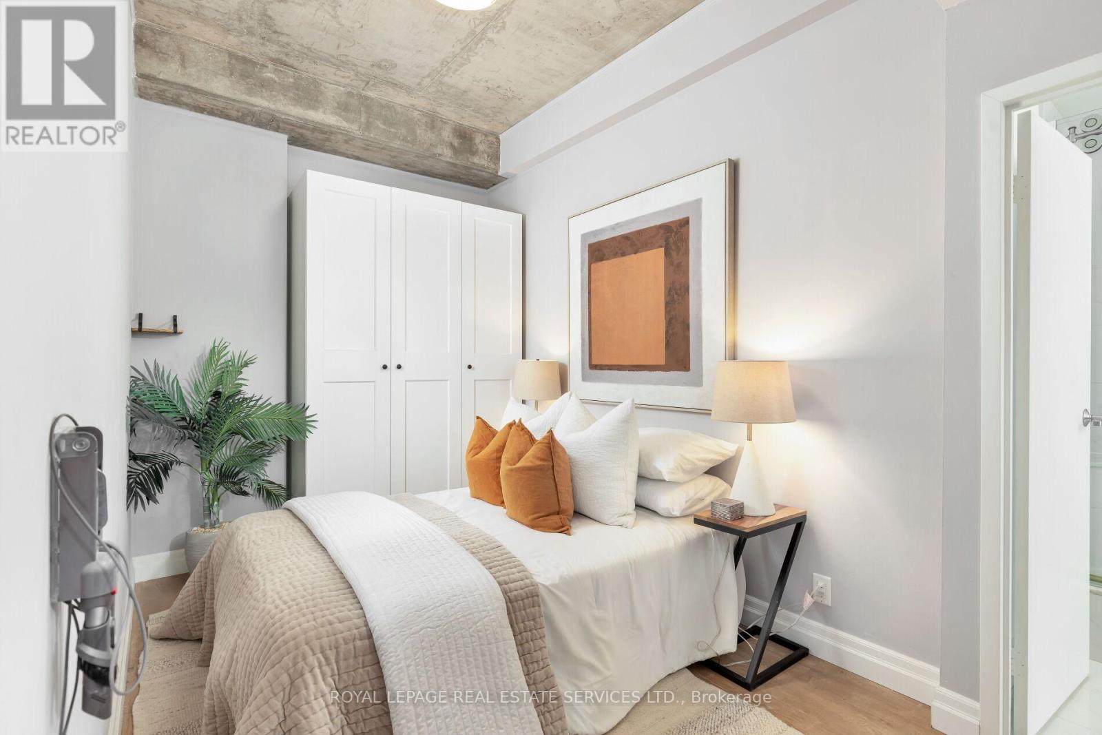 520 - 388 Richmond Street W, Toronto (Waterfront Communities), Ontario  M5V 3P1 - Photo 18 - C12768328