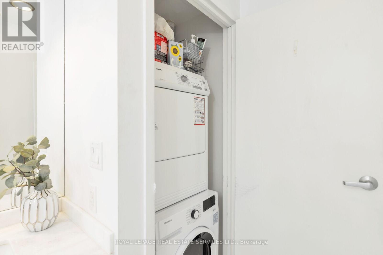 520 - 388 Richmond Street W, Toronto (Waterfront Communities), Ontario  M5V 3P1 - Photo 20 - C12768328