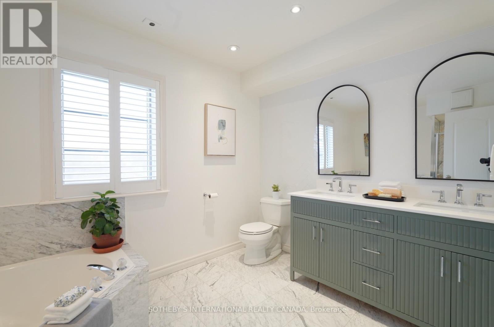 2 - 1 Baxter Street, Toronto, Ontario  M4W 3W1 - Photo 7 - C12768334