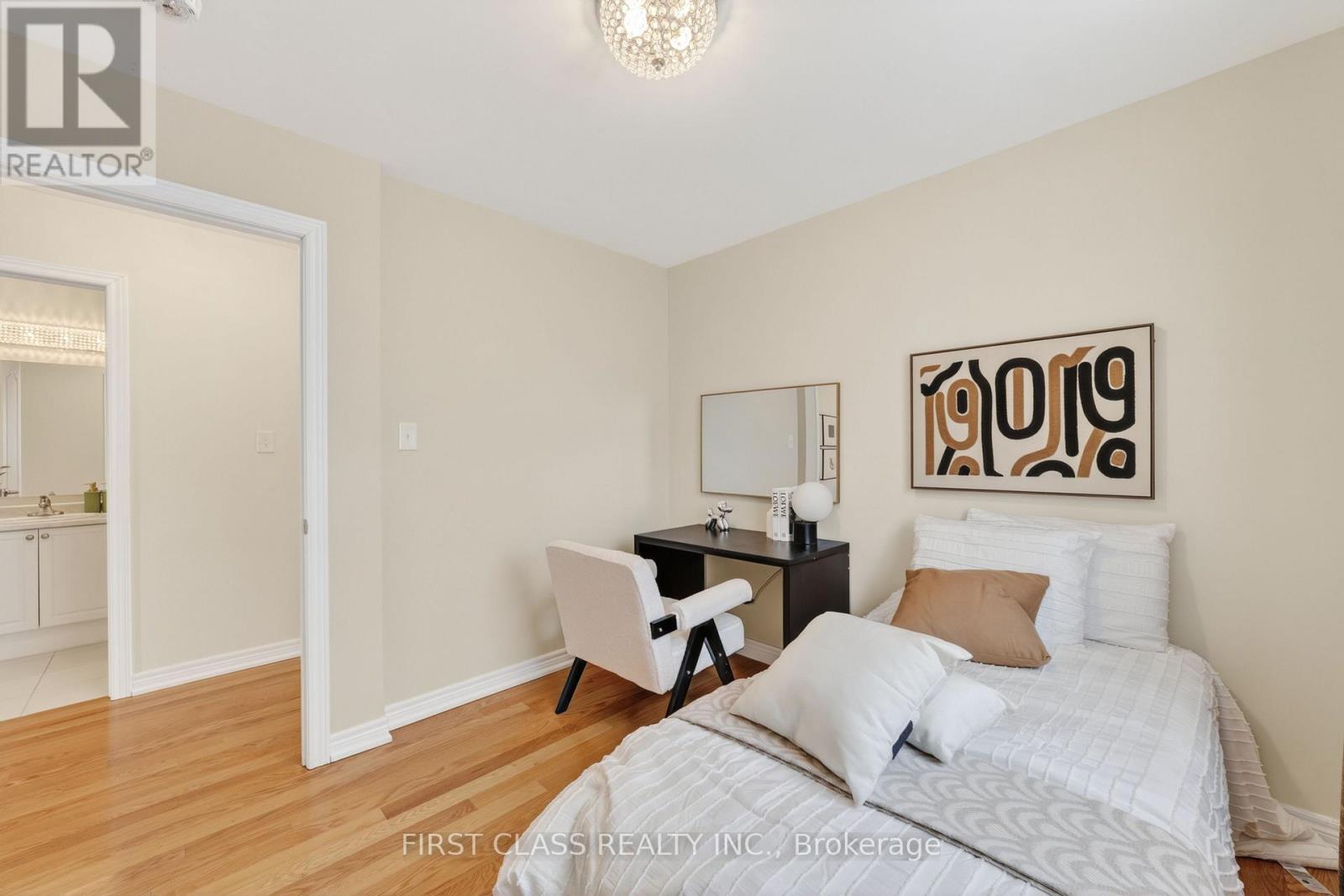 8 Elphee Lane, Markham, Ontario  L6B 0Z5 - Photo 25 - N12768338