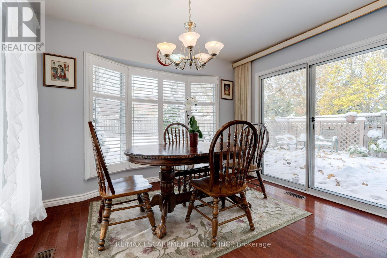 1151 Manor Road, Oakville, Ontario  L6M 1G3 - Photo 12 - W12537106