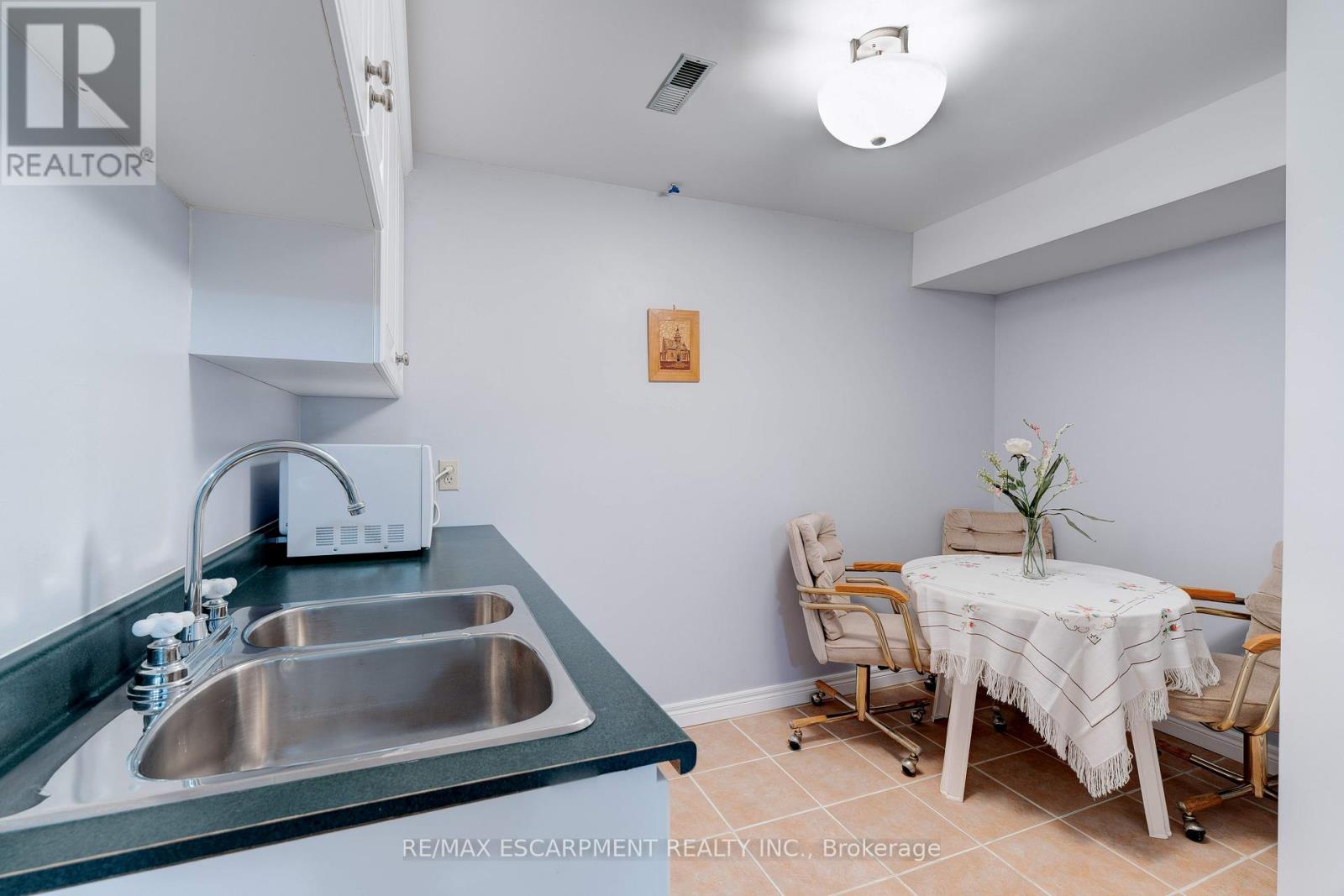 1151 Manor Road, Oakville, Ontario  L6M 1G3 - Photo 34 - W12537106