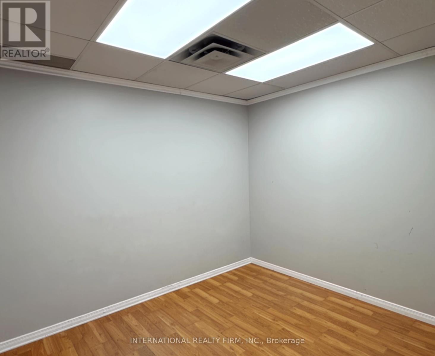 Unit 205 A - 1635 Lawrence Avenue W, Toronto, Ontario  M6L 3C9 - Photo 5 - W12768306