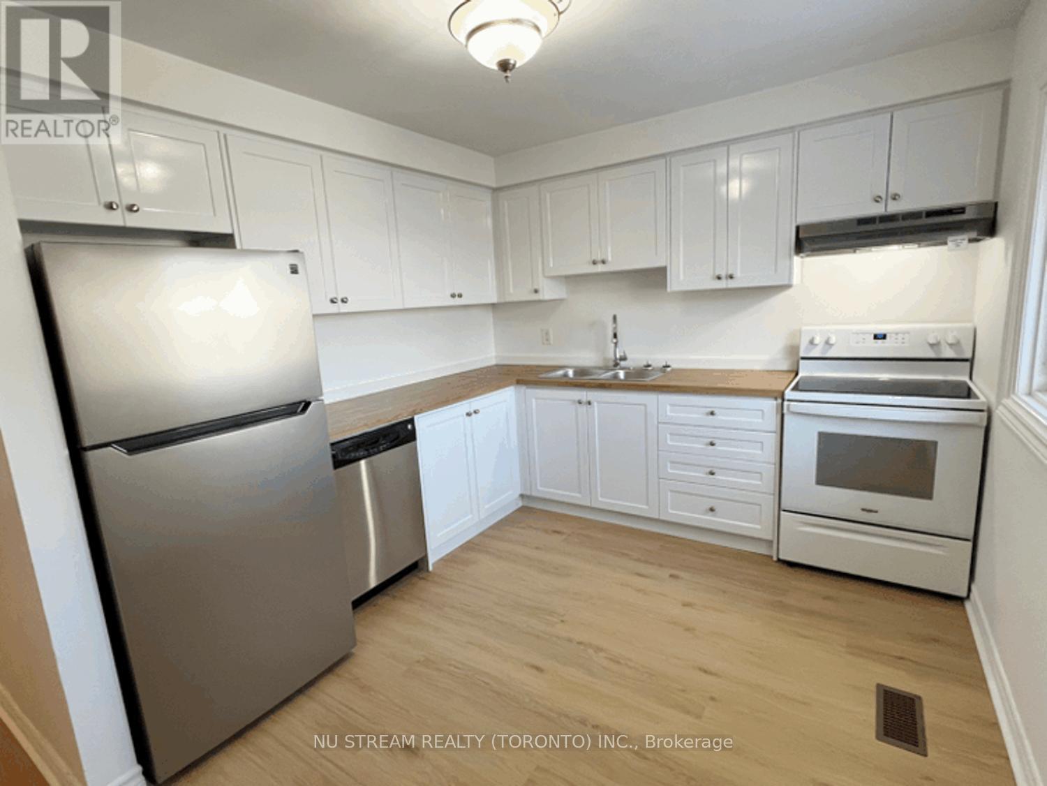 16 - 16 Ashton Crescent, Brampton, Ontario  L6S 3J9 - Photo 10 - W12768308