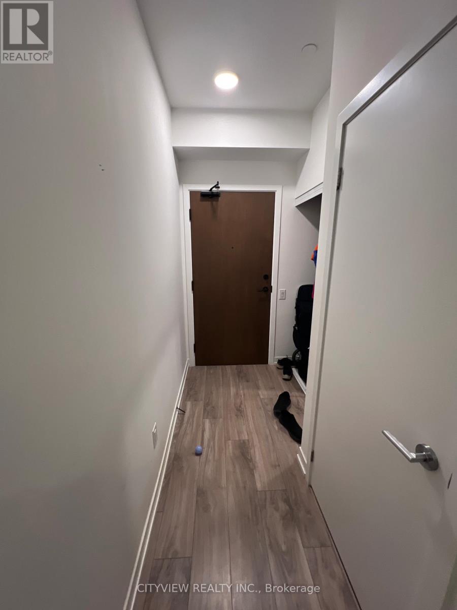 611 - 4065 Confederation Parkway, Mississauga (City Centre), Ontario  L5B 0L4 - Photo 10 - W12768320