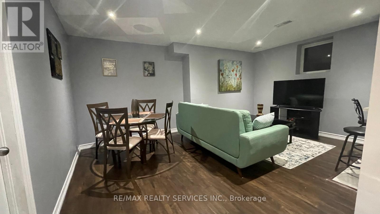 53 PAPPAIN CRESCENT, brampton (snelgrove), Ontario