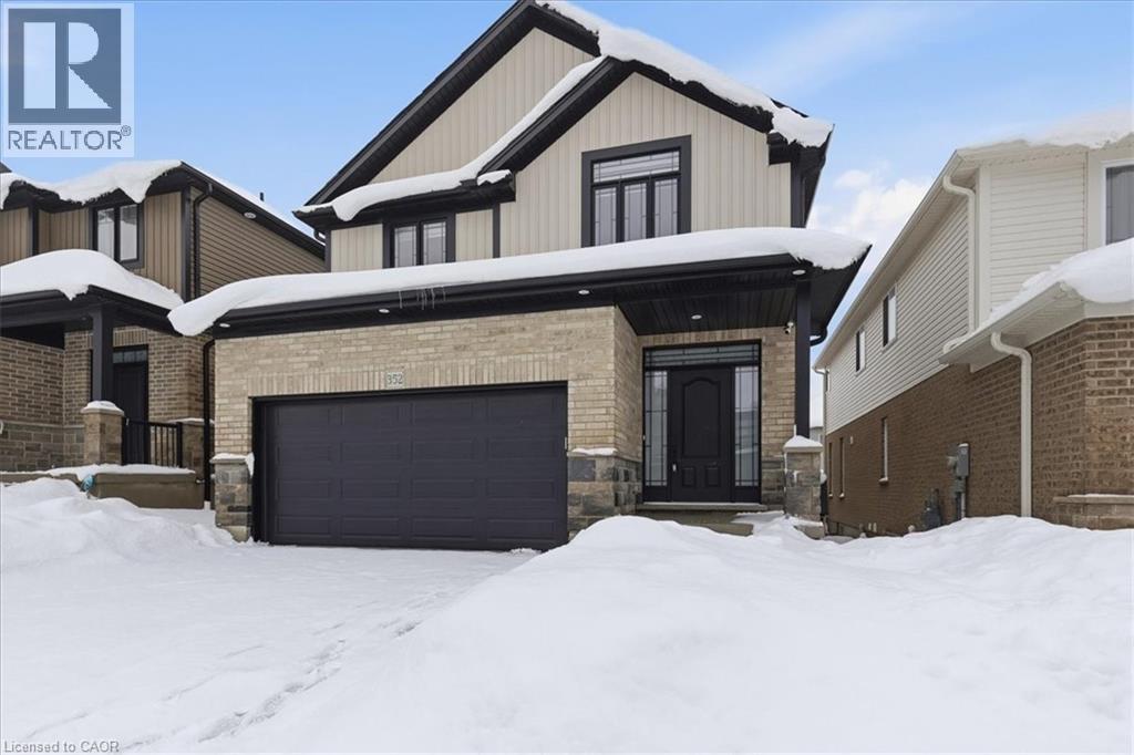 352 Chokecherry Crescent, Waterloo, Ontario  N2V 0H1 - Photo 2 - 40797237
