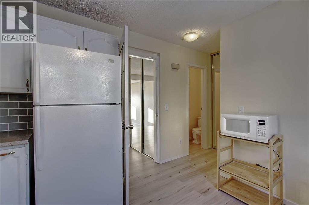 9, 1111 Canterbury Drive Sw, Calgary, Alberta  T2W 3G4 - Photo 5 - A2273986