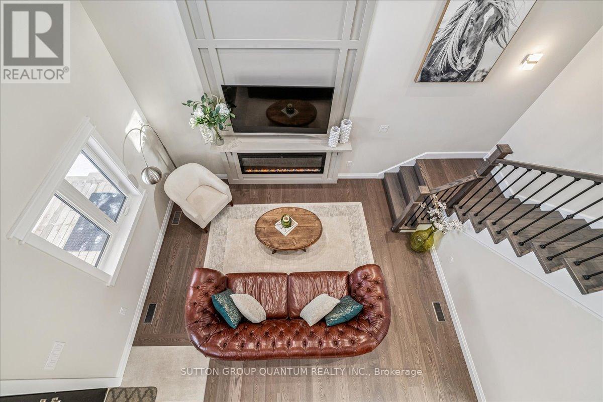 18r Pleasant Avenue, Hamilton, Ontario  L9H 3S7 - Photo 25 - X12768318