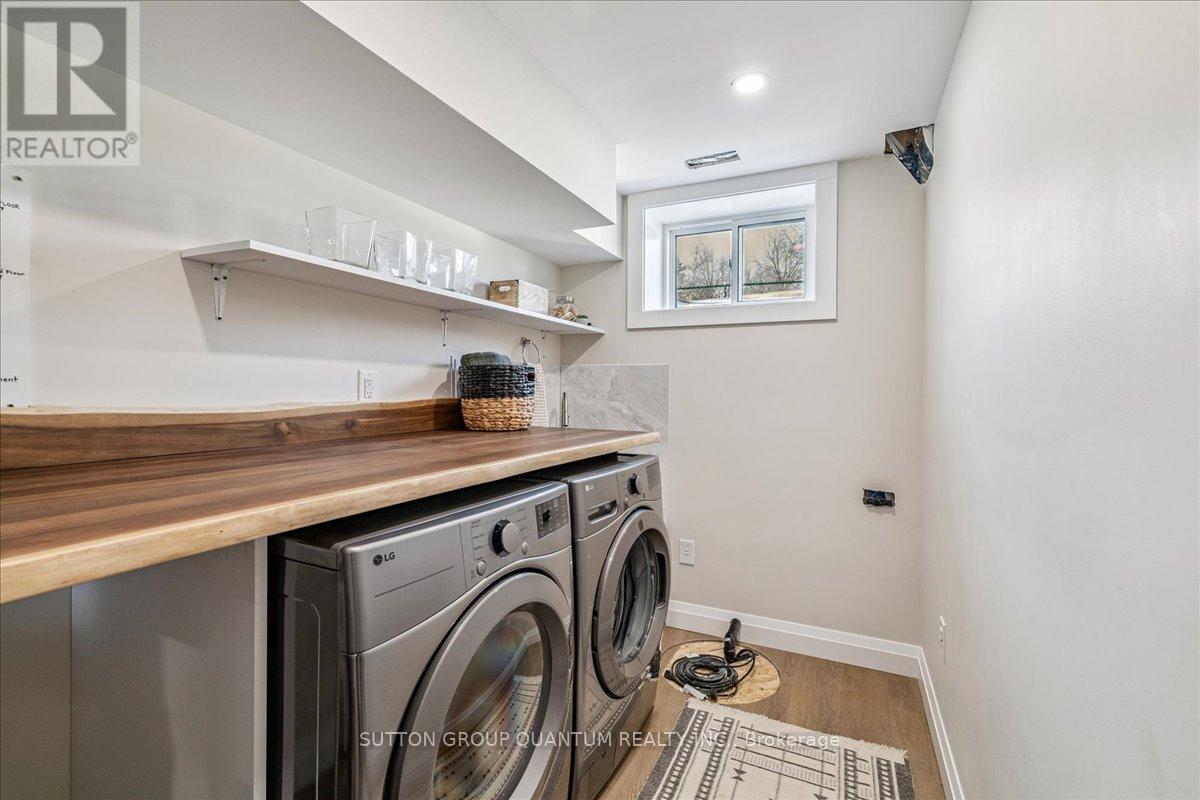 18r Pleasant Avenue, Hamilton, Ontario  L9H 3S7 - Photo 41 - X12768318