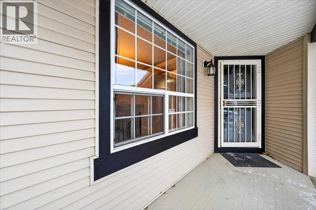 206 Cougarstone Circle Sw, Calgary, Alberta  T3H 4W5 - Photo 5 - A2281500