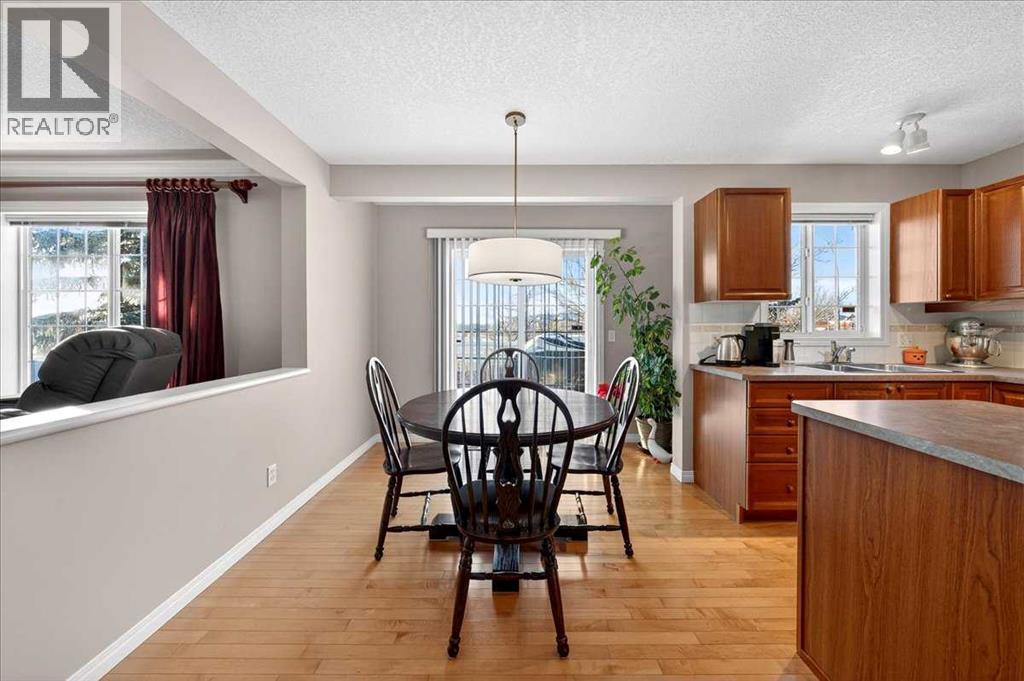 206 Cougarstone Circle Sw, Calgary, Alberta  T3H 4W5 - Photo 20 - A2281500