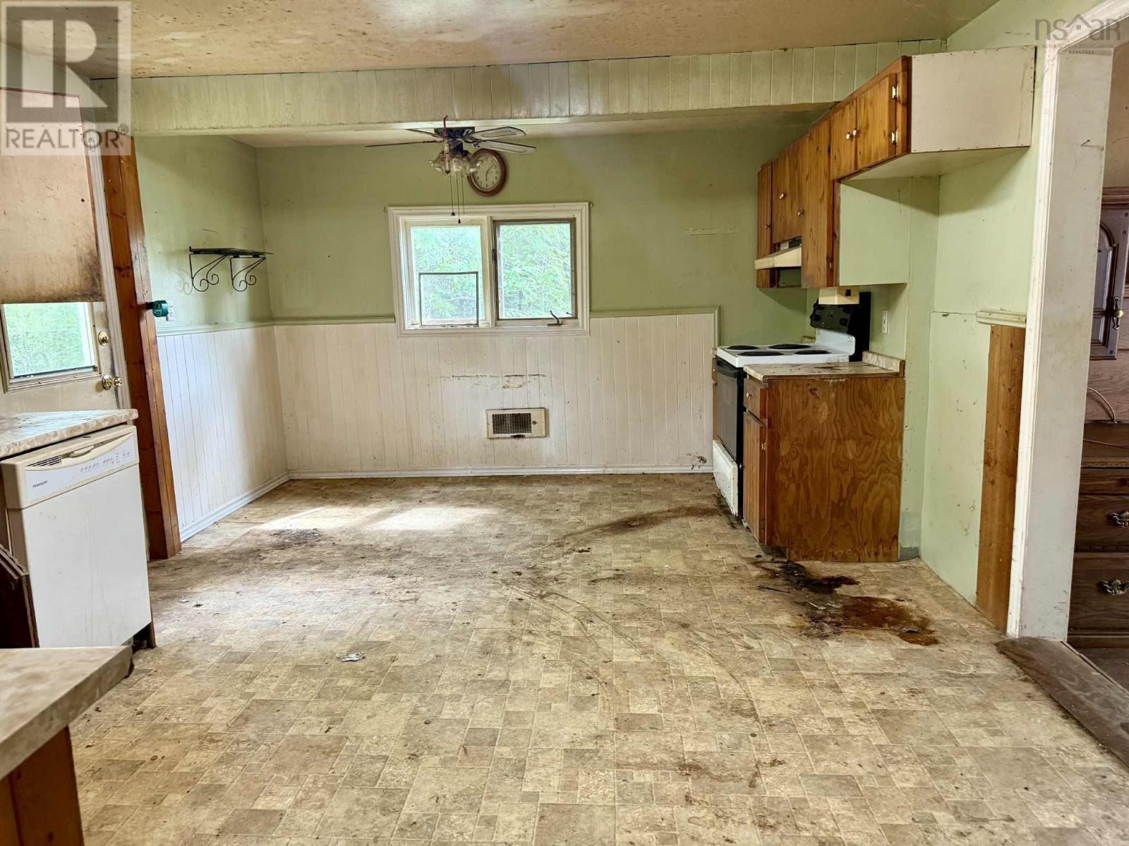 487 Saunders Road, Deerfield, Nova Scotia  B5A 5N6 - Photo 3 - 202522692