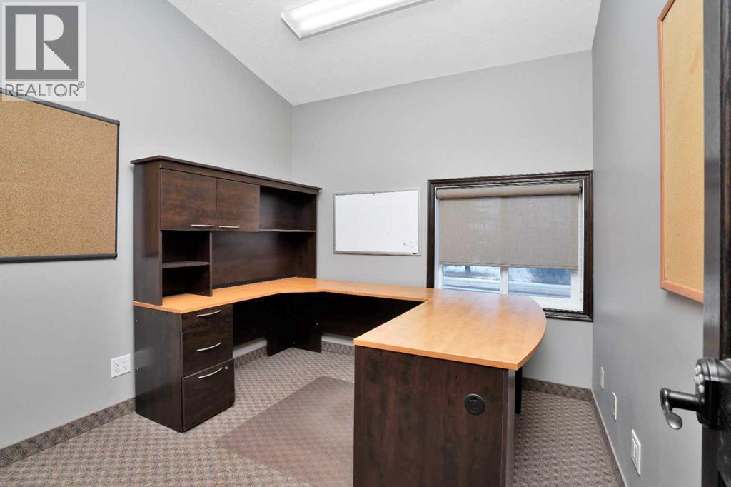 4407 45a Avenue, Rocky Mountain House, Alberta  T4T 1B2 - Photo 6 - A2273603