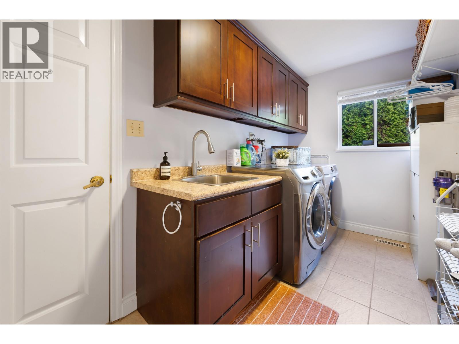 2259 Paradise Avenue, Coquitlam, British Columbia  V3K 6H4 - Photo 12 - R3086018