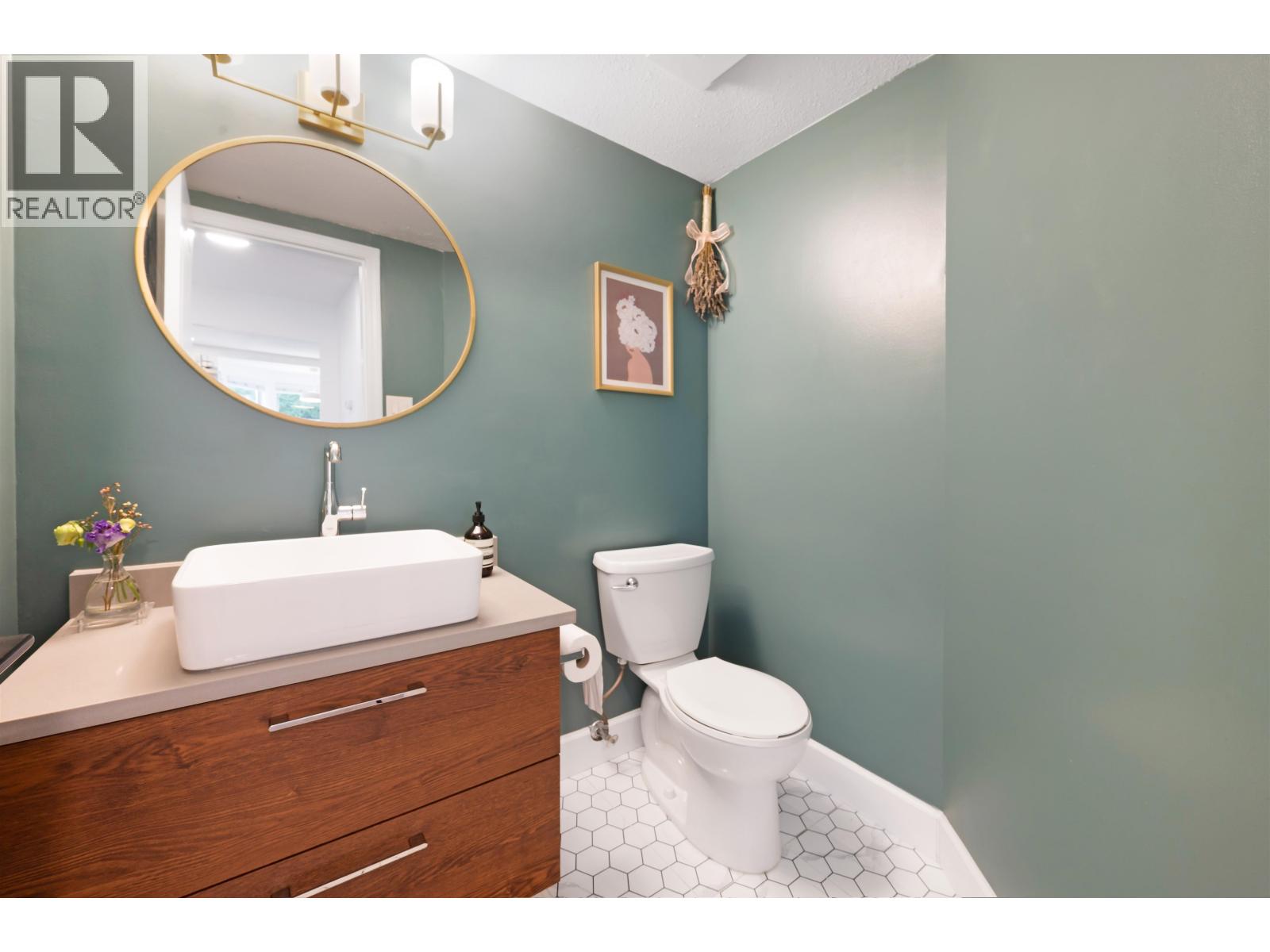 2259 Paradise Avenue, Coquitlam, British Columbia  V3K 6H4 - Photo 11 - R3086018