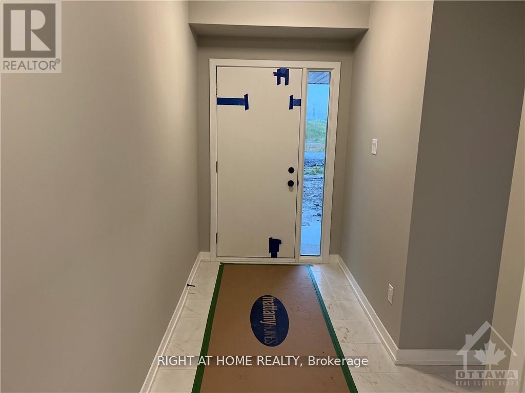 26 Limnos Lane, Ottawa, Ontario  K2S 0V5 - Photo 3 - X12768346