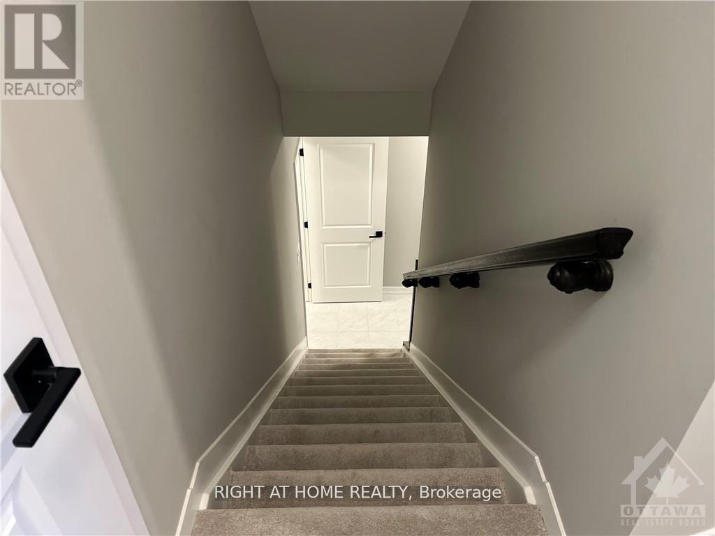 26 Limnos Lane, Ottawa, Ontario  K2S 0V5 - Photo 7 - X12768346