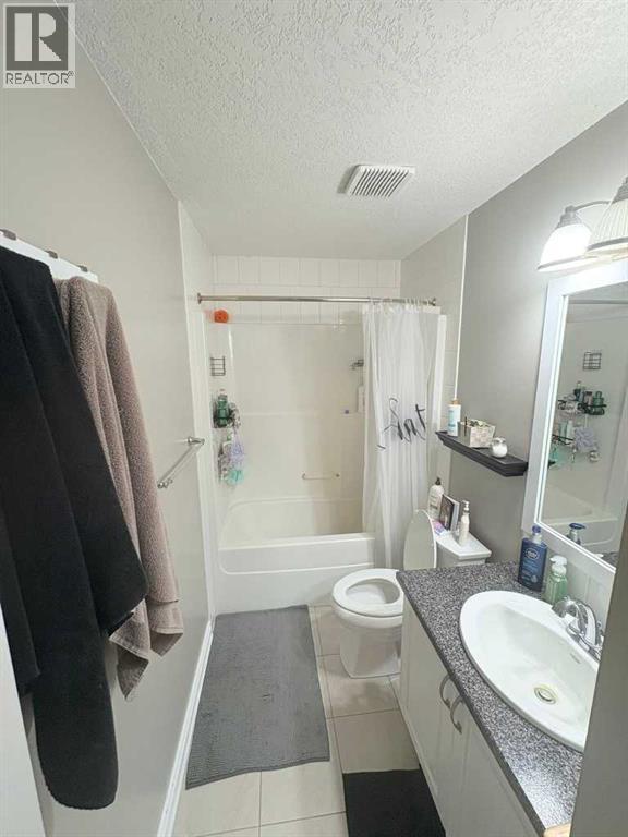 136 Douglas Glen Park Se, Calgary, Alberta  T2Z 3Z3 - Photo 12 - A2279945