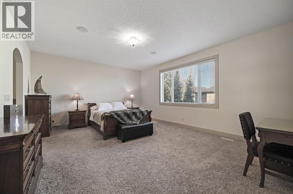 2 Wexford Crescent Sw, Calgary, Alberta  T3H 0G9 - Photo 21 - A2284395