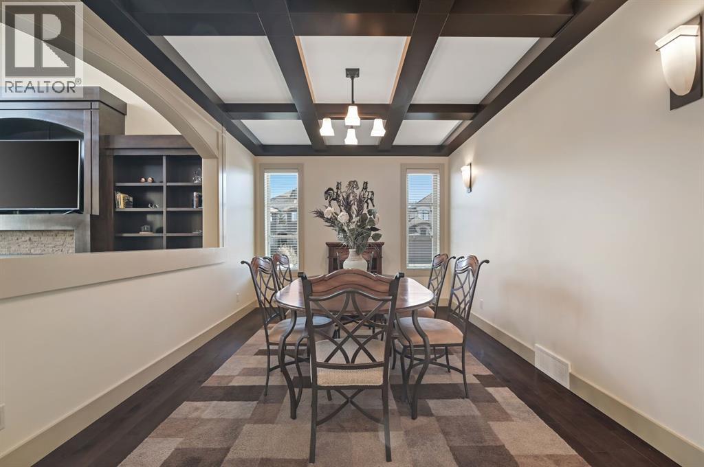 2 Wexford Crescent Sw, Calgary, Alberta  T3H 0G9 - Photo 5 - A2284395