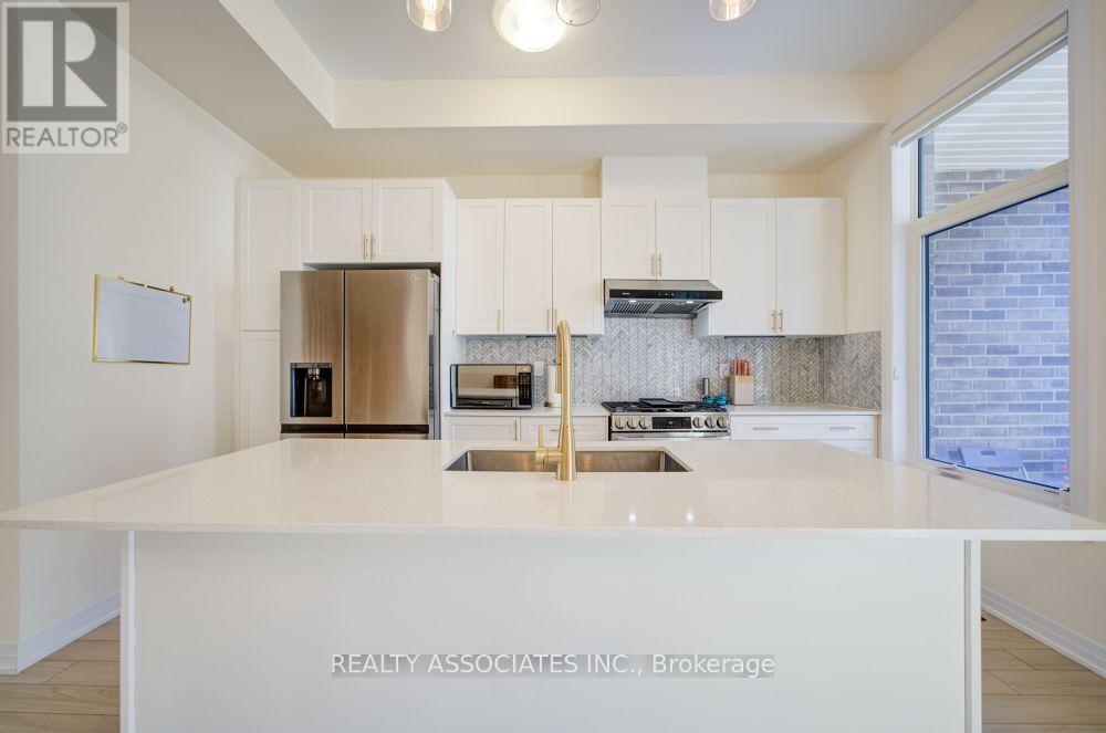 20 Kahshe Lane, Richmond Hill, Ontario  L4S 0N7 - Photo 10 - N12768350