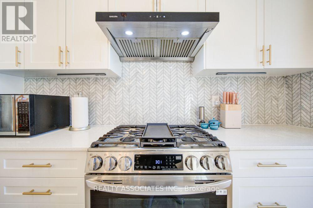 20 Kahshe Lane, Richmond Hill, Ontario  L4S 0N7 - Photo 11 - N12768350