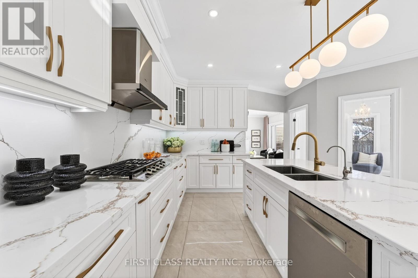 31 Boake Trail, Richmond Hill, Ontario  L4B 2H3 - Photo 13 - N12768352