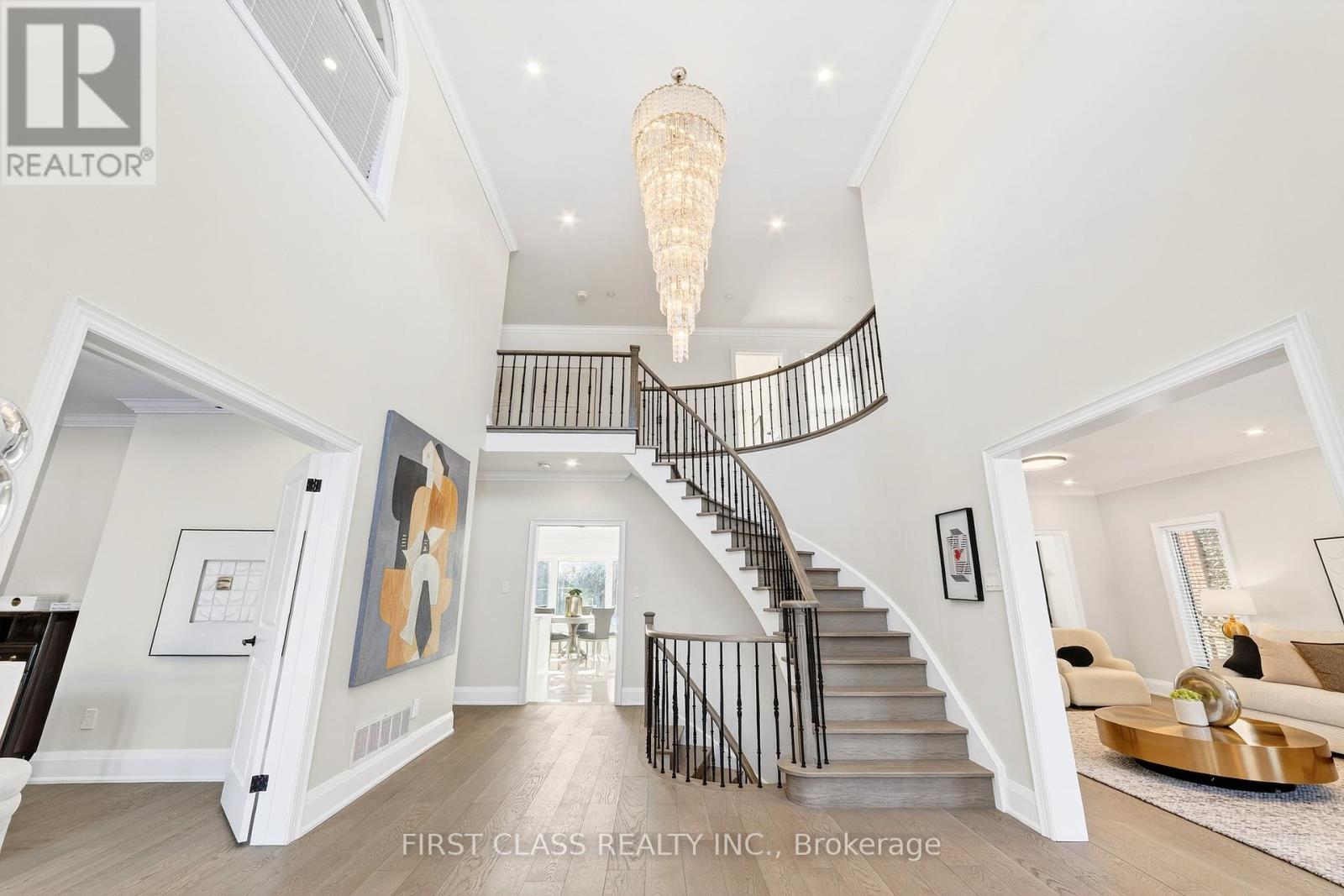 31 Boake Trail, Richmond Hill, Ontario  L4B 2H3 - Photo 2 - N12768352